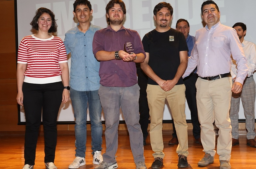 Concurso Emprende Mayor 2025 premió a sus ganadores en Santiago y Temuco